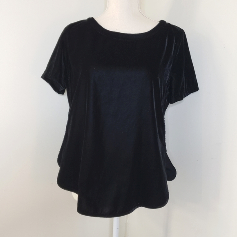 Banana republic black velvet top